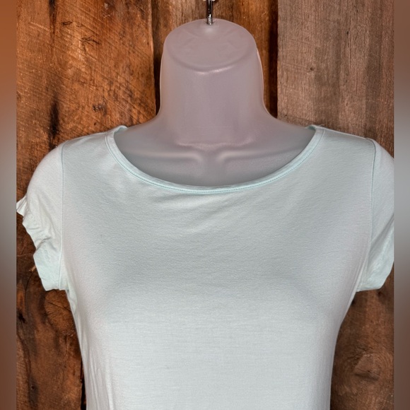 Banana Republic Light Green Stretch T-Shirt- Size X-Small - Picture 2 of 8